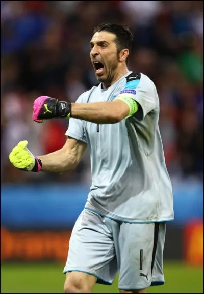 Combien d'arrêts a effectué Gianluigi Buffon ?