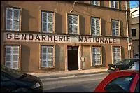 Ce btiment, qui a vu le clbre marchal des logis chef Cruchot, se trouve dans le dpartement :