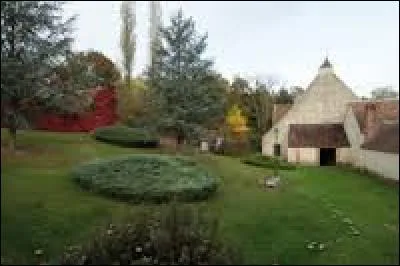 Commune du Centre-Val-de-Loire, dans la région agricole du Gâtinais pauvre, Chevry-sous-le-Bignon se situe dans le département ...