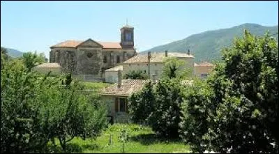 Je vous emmène maintenant dans la Drôme, à Roche-Saint-Scret-Béconne. Nous serons dans l'ancienne région ...