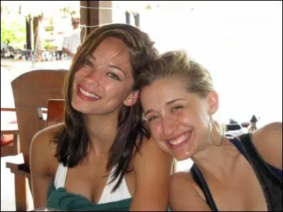 Qui est sa melileure amie depuis 2001 ?