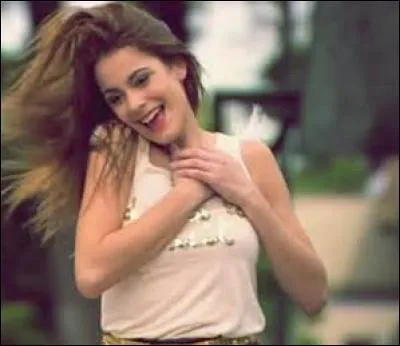 Quel était l'âge de Violetta quand sa mère est morte ?