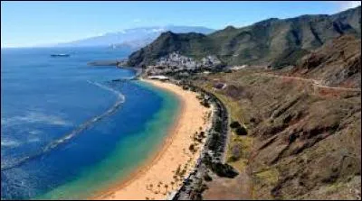 À quel pays appartient l'île de Tenerife ?