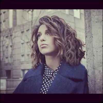 De quel instrument joue-t-elle ?