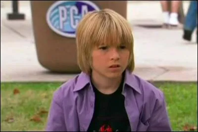 Qui est le frère de Zoé ?