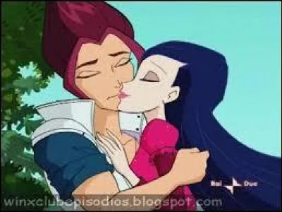 La saison 2 - Musa et Riven sortent ensemble dans l'épisode :