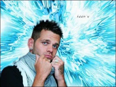 Cochez la chanson qui n'appartient pas à l'album Phenom'n ?