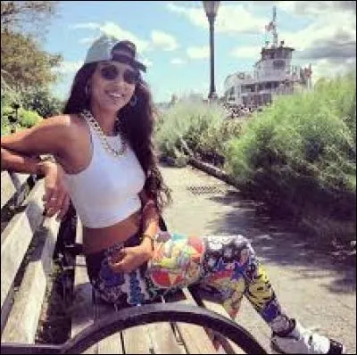 Quel âge a-t-elle en 2016 ?