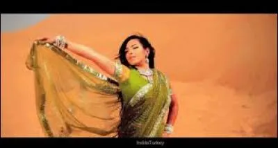 Son premier single solo, "Dernière danse" est sorti le...