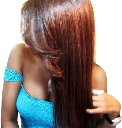 Pour une femme, quelle est la durée de vie d'un cheveu en moyenne ?