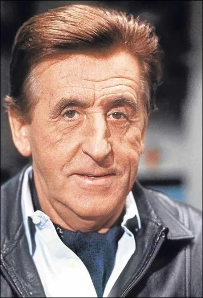 Ca peut vous paraître étrange, pourtant l'acteur Jean Lefebvre a bien tourné dans une parodie porno d'un célèbre film : La Septième Compagnie tape dans la Lune !