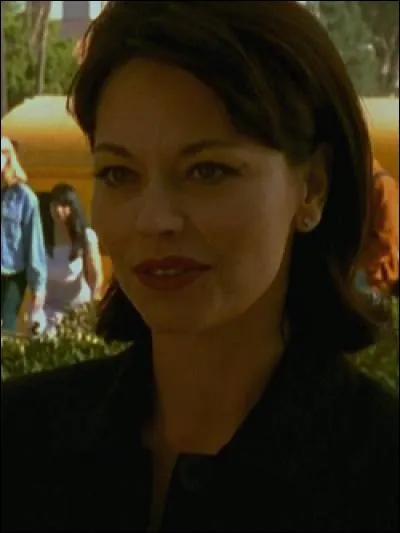 Qui remplace le professeur de Buffy ?