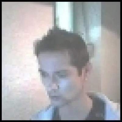 Qui est cet homme recommandé ?