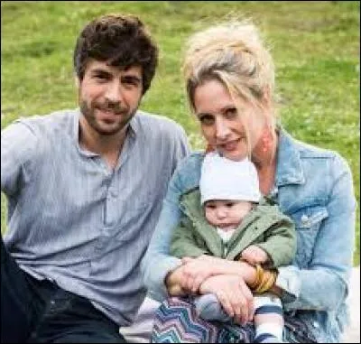 Comment s'appelle le deuxième enfant d'Inès ?