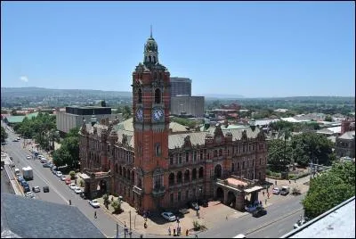 Où se situe cette ville africaine qu'est Pietermaritzburg ?