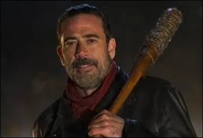 Comment la batte de Negan s'appelle-t-elle ?