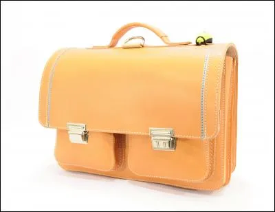 Comment doit-on traduire cartable en anglais ?