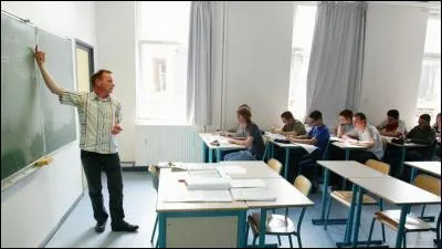 Enfin, comment dois-je traduire "teacher" ?