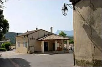 Pour finir, je vous emmène à Suze. Commune rhônalpine, appelée aussi Suze-sur-Crest, elle se trouve dans le département ...