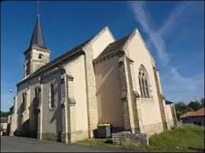 Voici l'église Saint-Pierre, à Chey. Village Deux-Sévrien, il se situe dans l'ancienne région ...