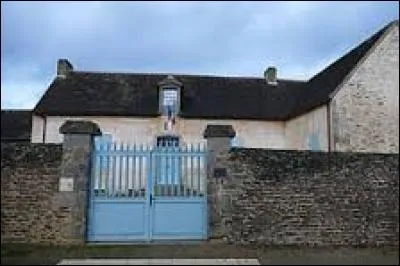 Village normand de l'arrondissement d'Alençon, Pacé se trouve dans le département ...