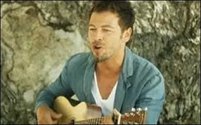 Avant de faire chanteur il &eacute;tait...