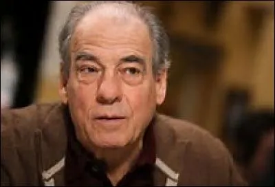 Comment s'appelle le bar de Roland ?