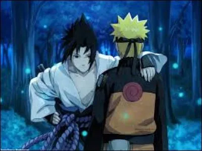 Avec qui Sasuke part-il du village ?