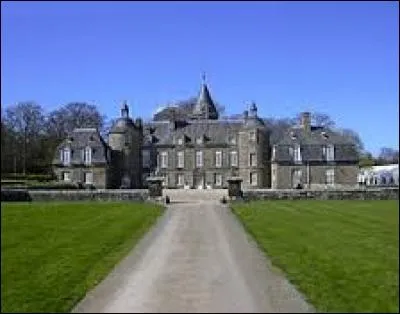 Nous partons visiter le château de la Bourbansais, à Pleugueneuc. Village breton de l'arrondissement de Saint-Malo, il se situe dans le département ...