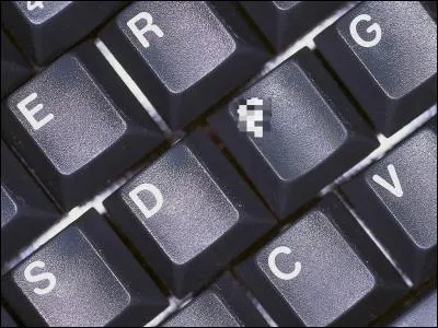 Question bonus - Sur un clavier "AZERTY", quelle lettre se trouve entre le "D" et le "G" ?