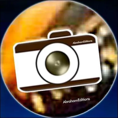 Qui est la personne qui se cache derrière le pseudo "Felicity" ?