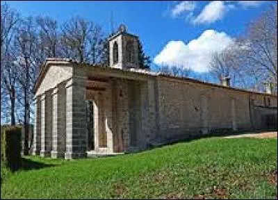 Voici l'église Saint-Laurent de Caussols. Commune azuréenne de l'arrondissement de Grasse, elle se situe dans le département ...