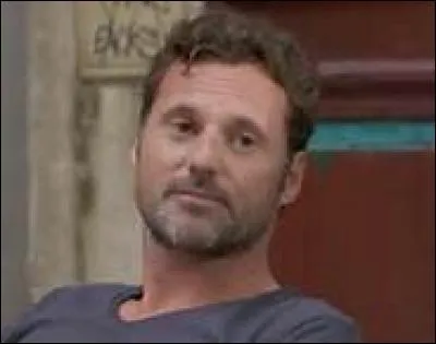 Avec qui Nicolas a-t-il eu une aventure ?