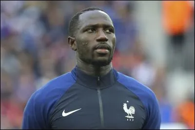 Comment se nomme ce joueur qui aura agréablement surpris tout le monde lors de cet Euro 2016 grâce à sa vitesse et sa percussion dans le jeu ?