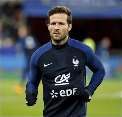 Qui est ce milieu de terrain ?