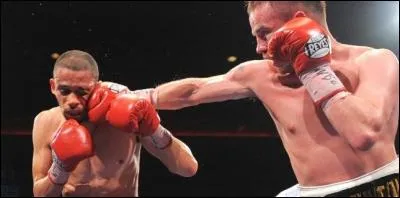 Ce boxeur s'est pris...