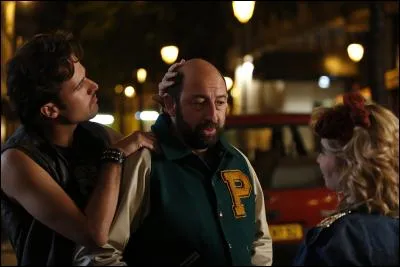 Dans le film, qui a dit "Alors on attend pas Patrice" ?