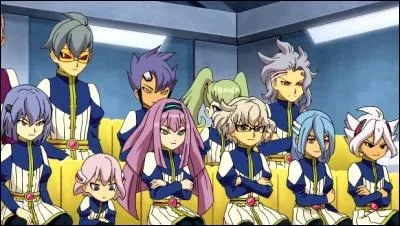 De quelle équipe Meia est-elle capitaine ?