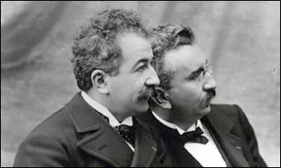 Quels sont les prénoms des frères Lumière, inventeurs du cinématographe et auteurs de nombreux travaux sur la photographie ?