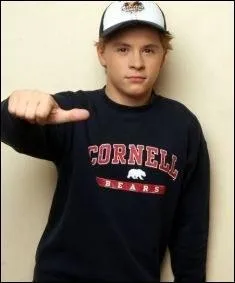 Quel est le nom de famille entier de Gustav ?