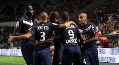 Quel ancien attaquant parisien est très proche de s'engager avec Bordeaux ?