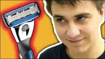 Dans la vidéo "Je rase ma barbe en vidéo", Farod rase-t-il vraiment sa barbe en vidéo ?