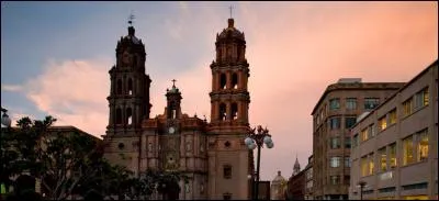 Dans quel pays d'Amérique centrale se trouve San Luis Potosí, capitale de l'état de même nom ?