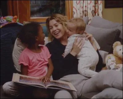 Comment s'appellent les enfants de Meredith Grey dans la saison 12, combien sont-ils ?