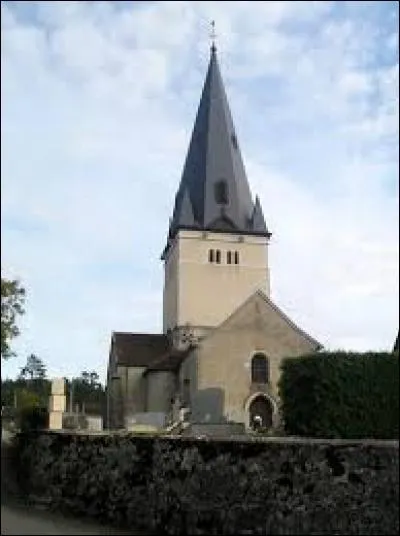 Nous nous trouvons à Savigna. Village franc-comtois, dans la région naturelle de la Petite Montagne, il se situe dans le département ...