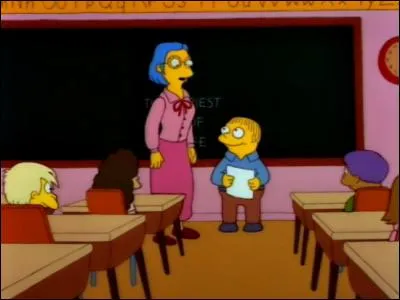 De quelle classe Mlle Elizabeth Hoover est-elle institutrice ?