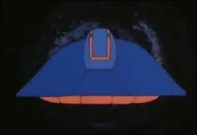 Dans les mondes engloutis, comment s'appelle le vaisseau avec lequel se déplace Arkana et ses acolytes ?