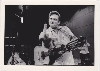 Quel est le nom complet de Johnny Cash ?