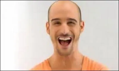 Un matin, comment est-il parti au collège ?