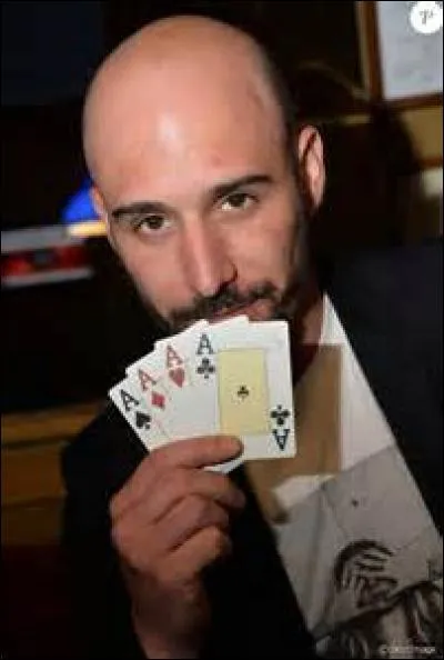 En quelle année a-t-il sorti "J'emmerde les bobos !" ?